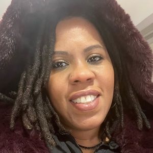 Meet your Posher, She is royalty